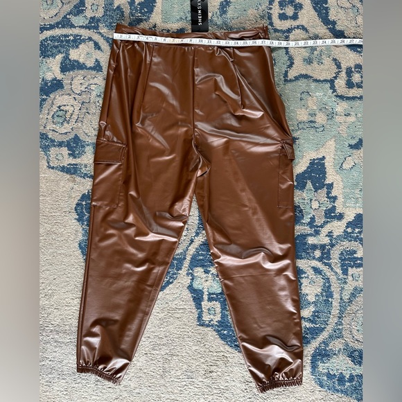 Brown fax leather pants size 1x - Picture 2 of 4